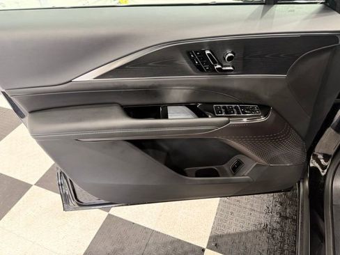 Used 2025 Cadillac Lyriq Sport image 13