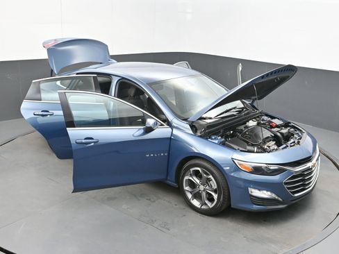 Used 2024 Chevrolet Malibu LT FWD image 40