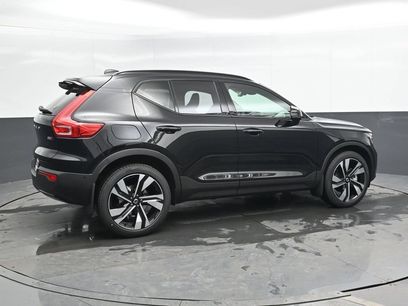 New 2026 Volvo XC40 B5 Plus w/ Protection Package Premier