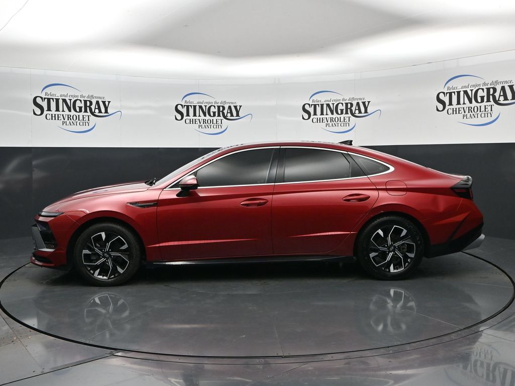 Used 2024 Hyundai Sonata SEL FWD image 4