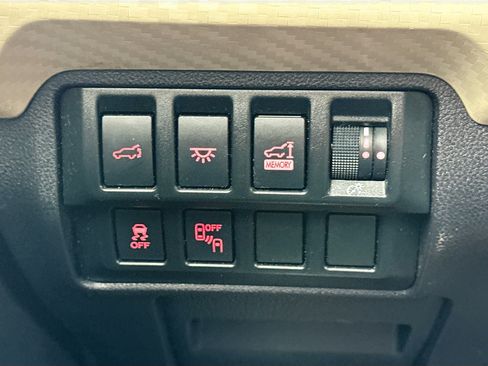 Used 2020 Subaru Ascent Premium w/ Convenience Package image 34