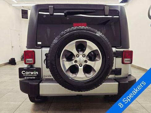 Used 2018 Jeep Wrangler Unlimited Sahara w/ Connectivity Group AWD/4WD image 4
