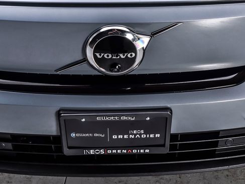 Used 2023 Volvo C40 P8 Recharge Ultimate AWD/4WD image 10