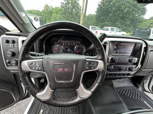 Used 2015 GMC Sierra 3500 SLT w/ Duramax Plus Package AWD/4WD image 17