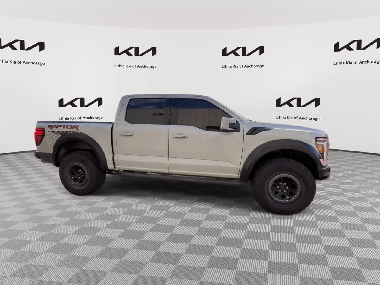 Used 2024 Ford F150 Raptor AWD/4WD image 9
