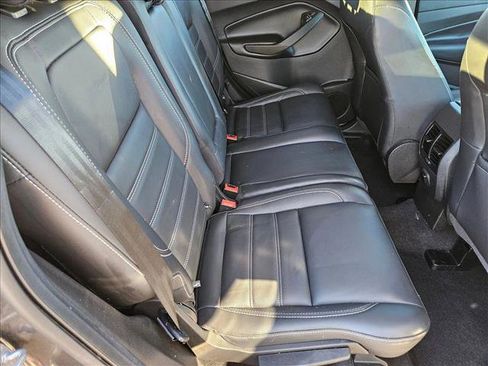 Used 2019 Ford Escape SEL image 19