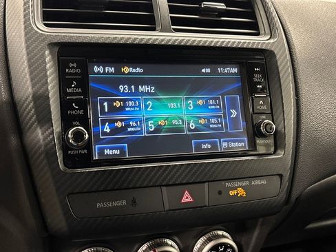 Used 2023 Mitsubishi Outlander Sport ES AWD/4WD image 29