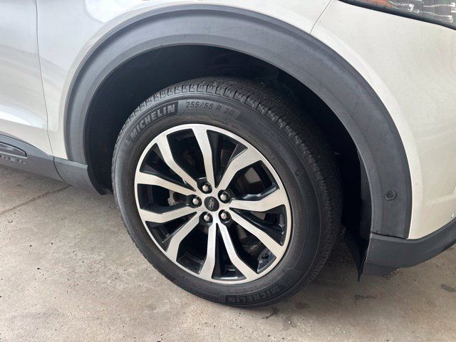 Used 2021 Ford Explorer ST w/ Equipment Group 401A AWD/4WD image 3