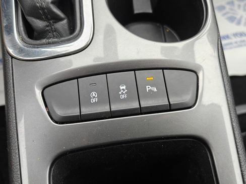 Used 2019 Chevrolet Cruze LT w/ Convenience Package image 30