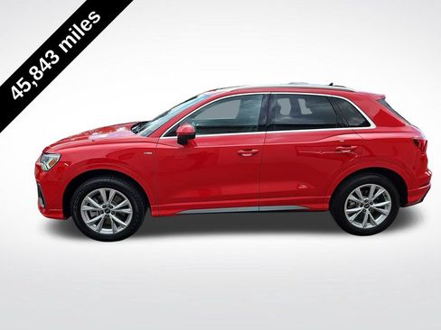 Used 2024 Audi Q3 2.0T Premium AWD/4WD image 2