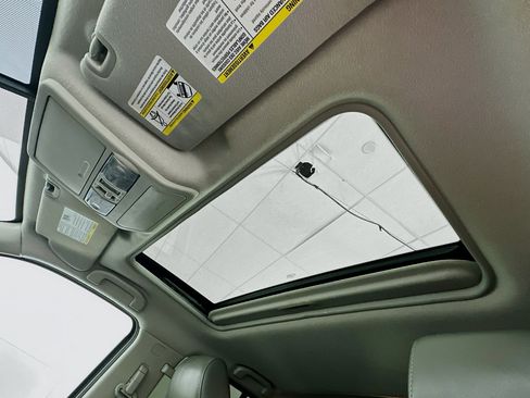 Used 2019 Nissan Frontier SL image 26