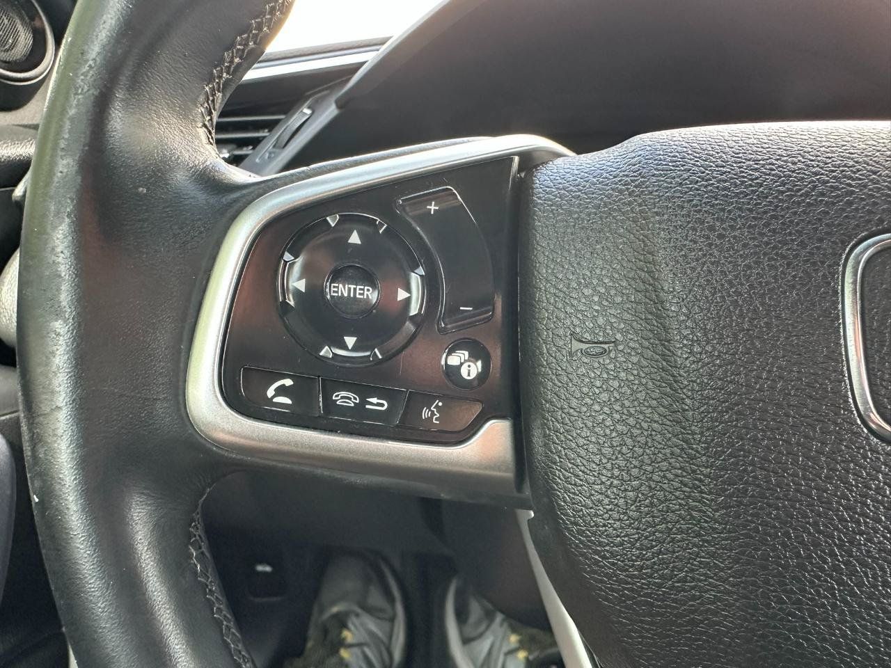 Used 2020 Honda Civic Sport image 28