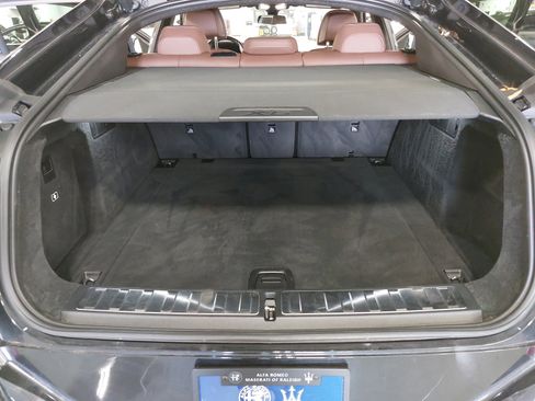 Used 2022 BMW X6 xDrive40i w/ M Sport Package image 13