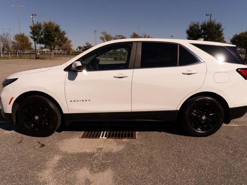Used 2023 Chevrolet Equinox LT w/ LPO, Floor Liner Package image 6