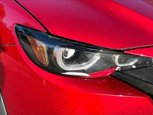 Used 2025 MAZDA CX-50 AWD 2.5 S w/ Premium Package image 27
