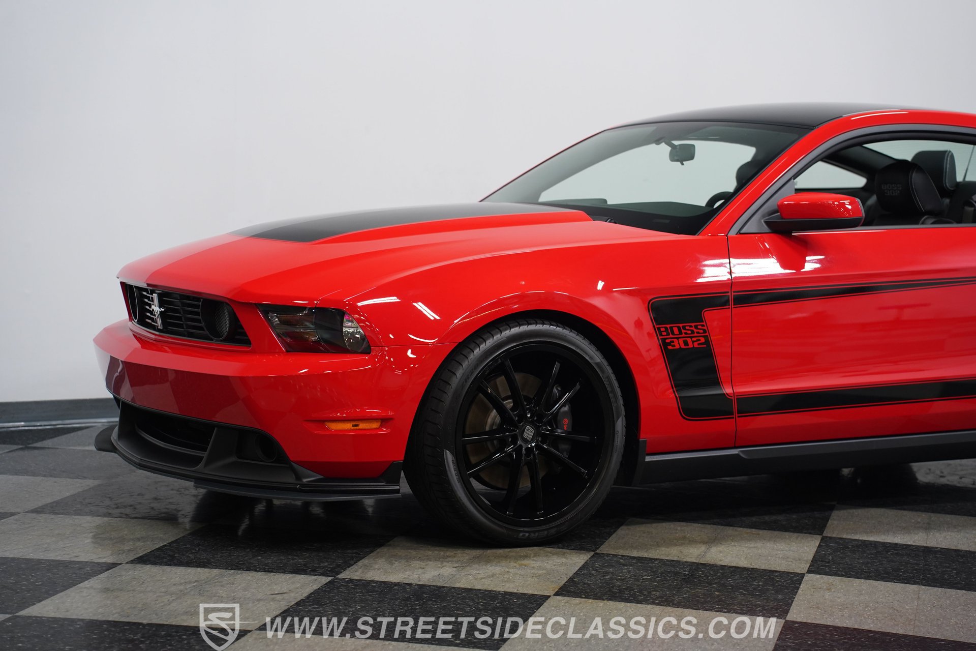 Used 2012 Ford Mustang Boss 302 w/ Boss 302 Accessory Pkg RWD image 18