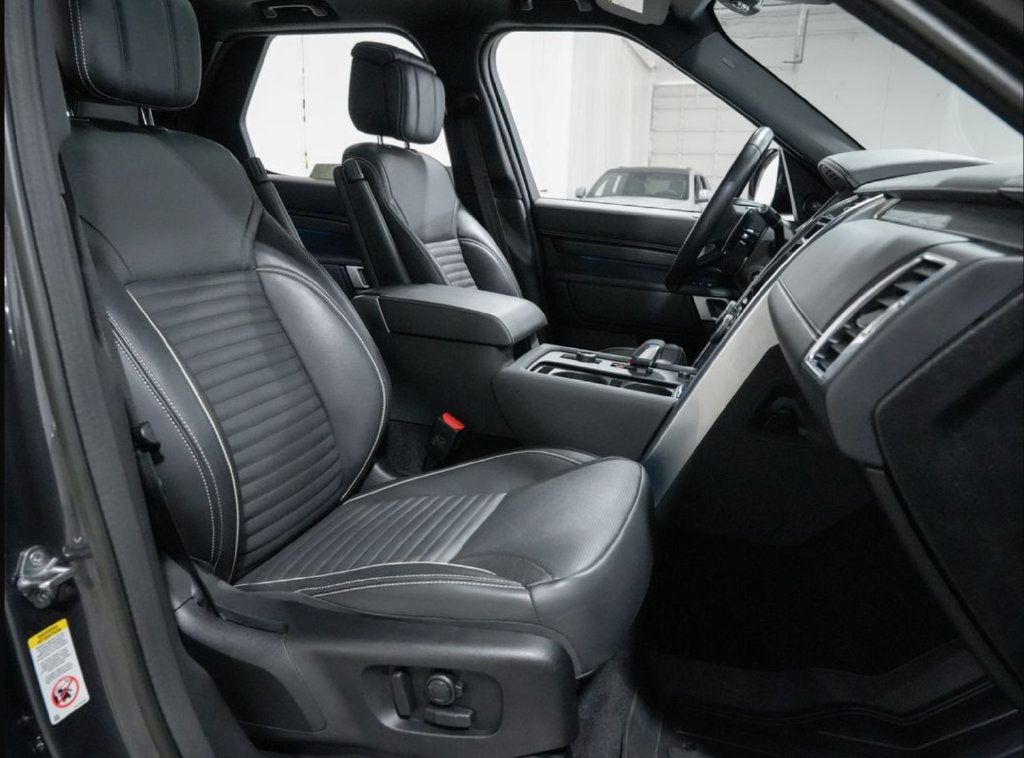 Used 2023 Land Rover Discovery HSE R-Dynamic AWD/4WD image 8
