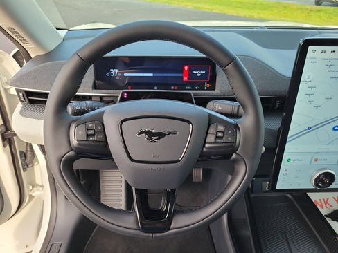 New 2025 Ford Mustang Mach-E Premium image 21