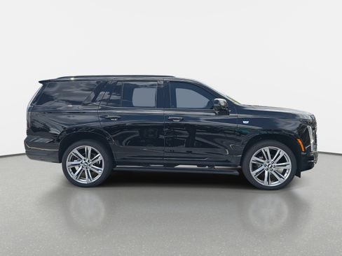 Used 2025 Cadillac Escalade Sport Platinum AWD/4WD image 2