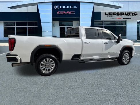 Used 2020 GMC Sierra 3500 Denali w/ Denali Ultimate Package image 8