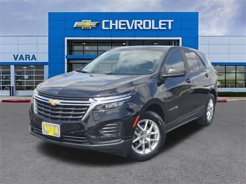 Used 2023 Chevrolet Equinox LS FWD image 1