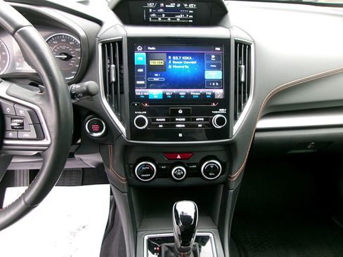 Used 2019 Subaru Crosstrek 2.0i Limited w/ Popular Package #4 image 17