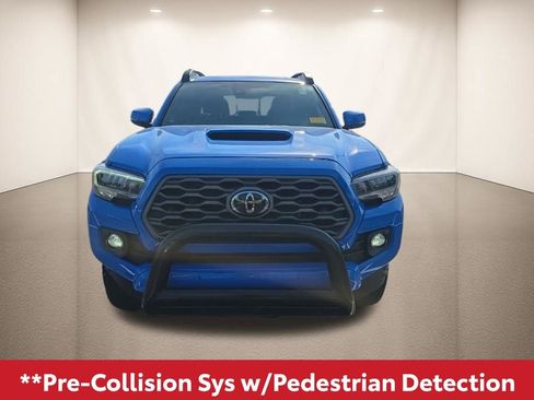 Used 2021 Toyota Tacoma TRD Sport w/ TRD Premium Sport Package image 16