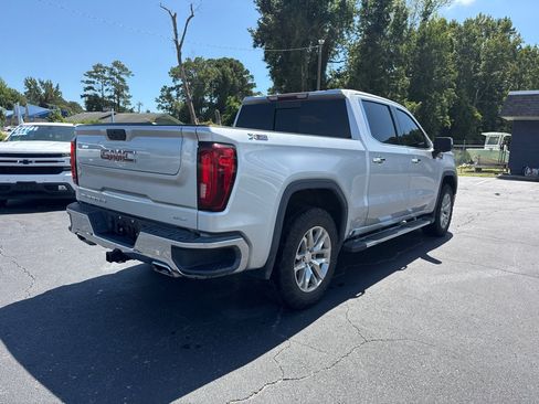 Used 2021 GMC Sierra 1500 SLT w/ SLT Premium Package AWD/4WD image 5