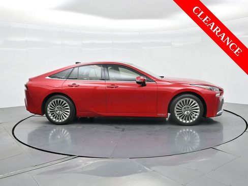 Used 2021 Toyota Mirai image 5