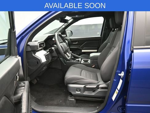 Used 2024 Toyota Tacoma TRD Off-Road AWD/4WD image 9