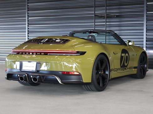 New 2026 Porsche 911 GTS image 11