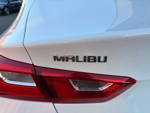 Used 2024 Chevrolet Malibu LT FWD image 29