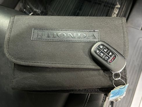 Certified 2026 Honda Odyssey Touring image 31