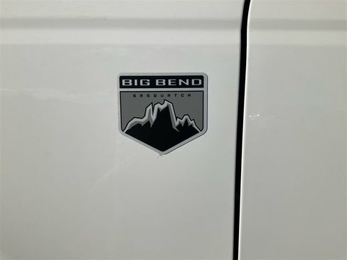 New 2025 Ford Bronco Big Bend w/ Black Diamond Package image 9