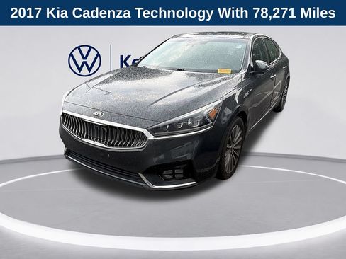 Used 2017 Kia Cadenza Technology FWD image 1