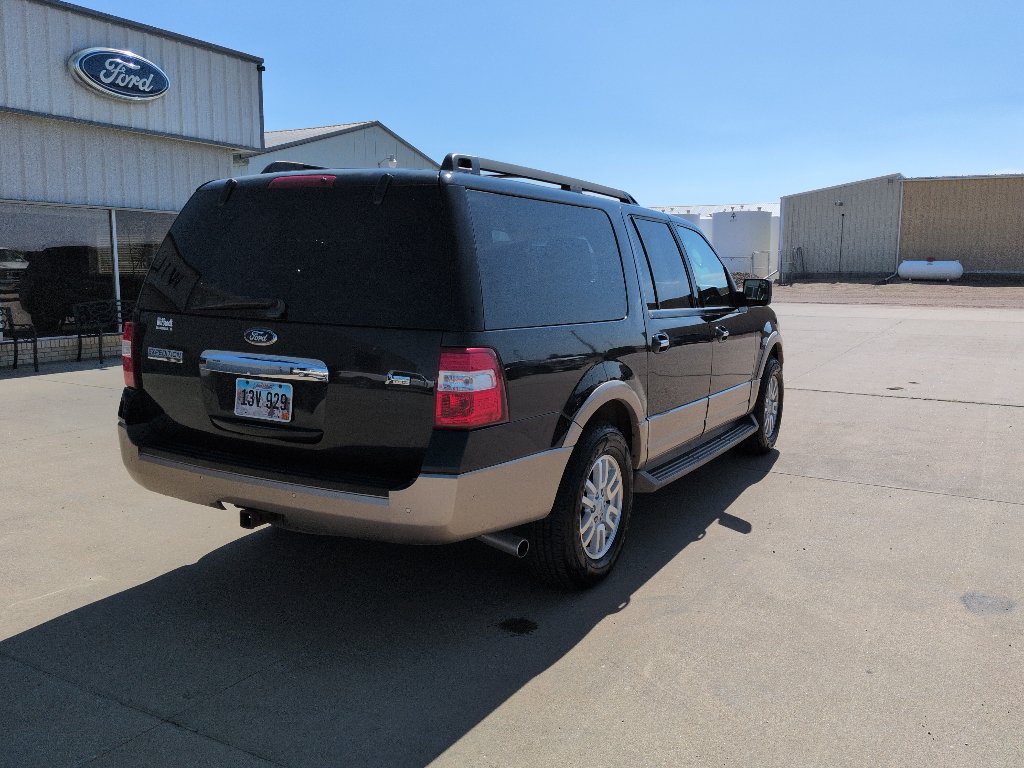Used 2014 Ford Expedition EL XLT w/ Equipment Group 202A AWD/4WD image 8