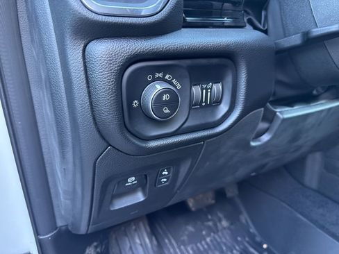 New 2025 RAM 1500 Laramie w/ Night Edition image 15