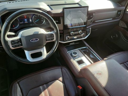 Used 2024 Ford Expedition Max Limited image 21
