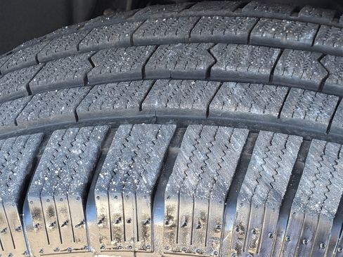 Used 2016 GMC Yukon XL Denali w/ Open Road Package image 11