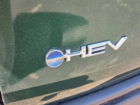 Used 2026 Toyota Sienna XLE FWD image 7