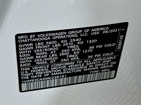 Used 2021 Volkswagen Atlas Cross Sport SE FWD image 31