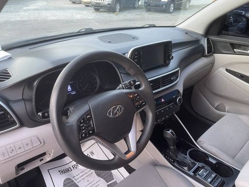 Used 2019 Hyundai Tucson Value FWD image 11