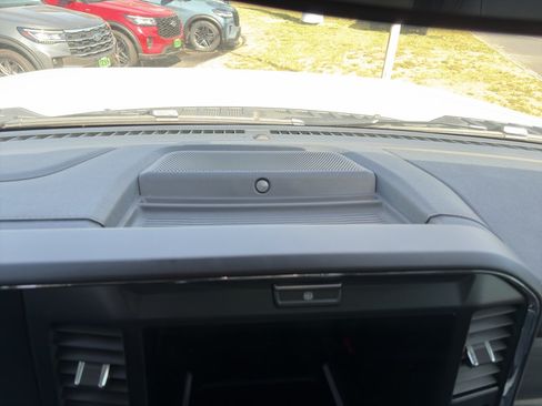Used 2025 Ford F350 Lariat AWD/4WD image 25