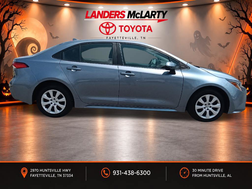 Used 2024 Toyota Corolla LE FWD image 2