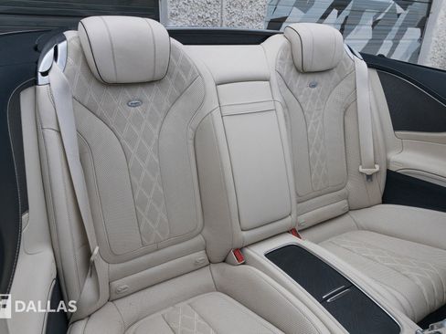Used 2020 Mercedes-Benz S 560 Cabriolet image 36