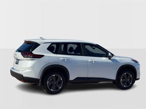 New 2026 Nissan Rogue SV image 7