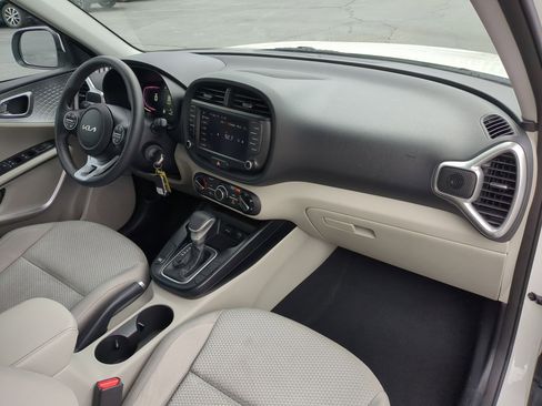 Certified 2023 Kia Soul LX image 19