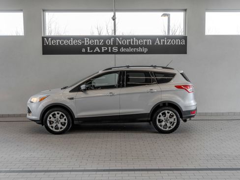 Used 2013 Ford Escape SEL image 2