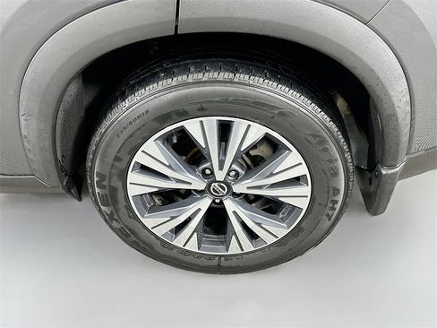 Used 2021 Nissan Rogue SV image 28