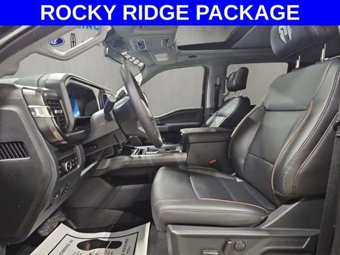 New 2026 Ford F250 Lariat w/ Black Appearance Package image 16